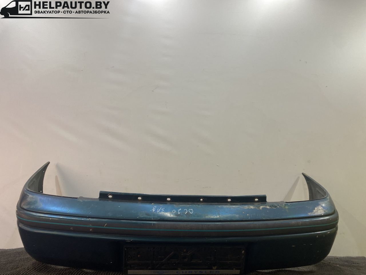 бампер задний Chrysler Neon 1 поколение 1996, 2.0 л., бензин, МКПП, синий, седан, передний привод - фото №1