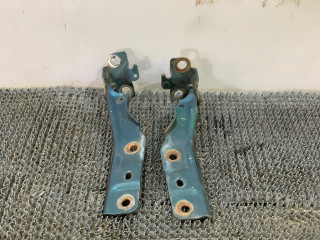 петля капота левая Chrysler Neon 1 поколение 1996, 2.0 л., бензин, МКПП, синий, седан, передний привод