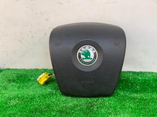 подушка безопасности водителя Skoda Octavia 2 поколение (A5) 2007, 1.8 л., бензин, МКПП, красный, хетчбэк 5 дв.