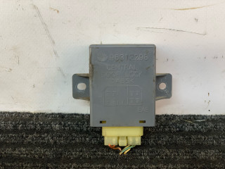 блок управления центральным замком Daewoo Nubira J100 1998, 1.6 л., бензин, МКПП, зелёный металлик, хетчбэк 5 дв., 96312298