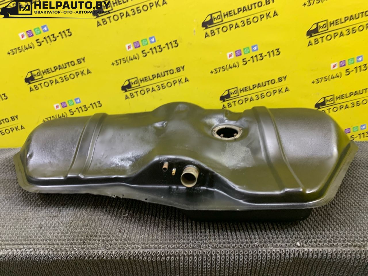 бак топливный Daewoo Nexia 1 поколение 2000, 1.5 л., G15MF, бензин, МКПП, красныц, хетчбэк 5 дв., передний привод - фото №1