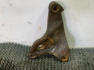 кронштейн двигателя Mazda 626 GF 1997, 2.0 л., дизель, МКПП, зелёный, седан, передний привод