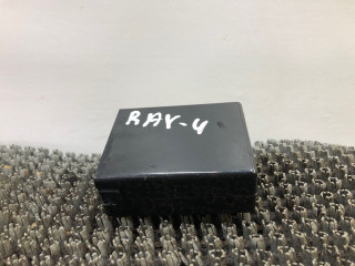 блок управления (другие) Toyota RAV4 2 поколение (XA20) 2002, 2.0 л., дизель, МКПП, серебристый, седан, 88650-42150, 277100-1910