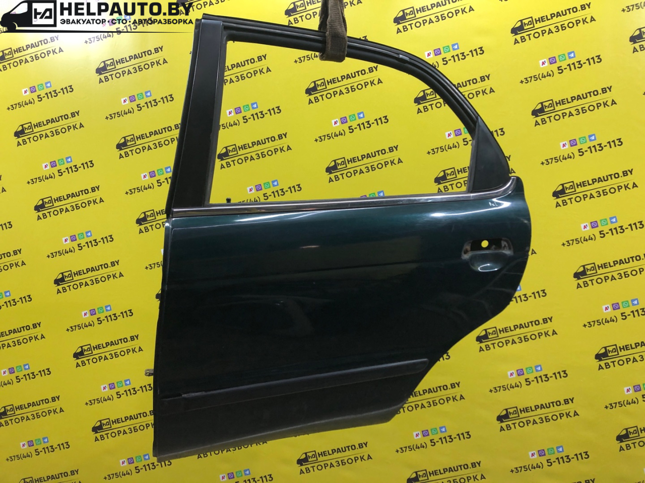 дверь задняя левая Suzuki Baleno 1 поколение 1998, 1.3 л., G13B, бензин, МКПП, синий, седан, передний привод - фото №1