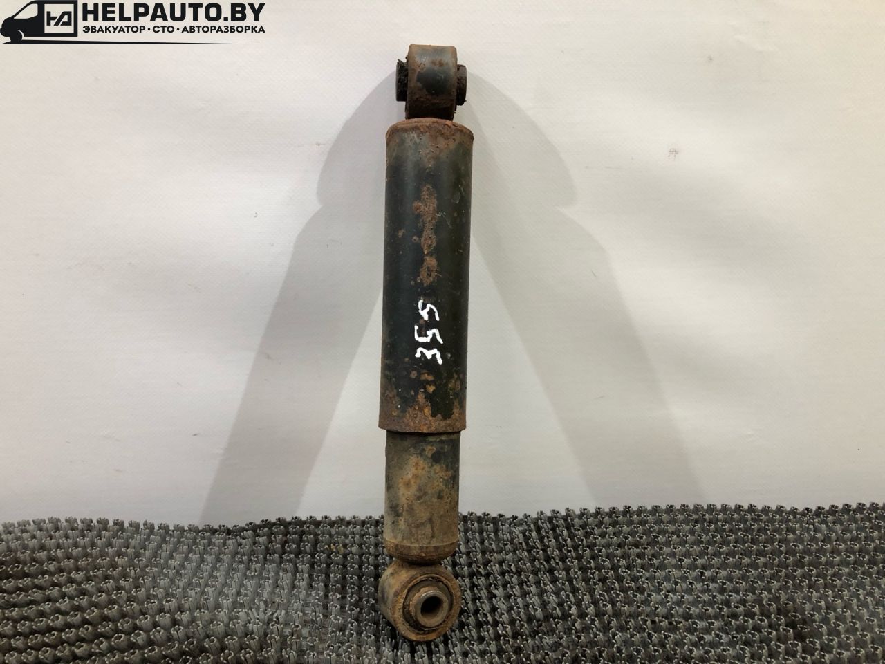 амортизатор задний Kia Sorento 1 поколение 2005, 2.4 л., G4JS, бензин, МКПП, красный, внедорожник 5 дв., полный подключаемый привод - фото №1