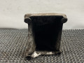 кронштейн двигателя Volkswagen Golf 2 поколение 1990, 1.6 л., дизель, МКПП, черный, хетчбэк 3 дв., передний привод - фото №5