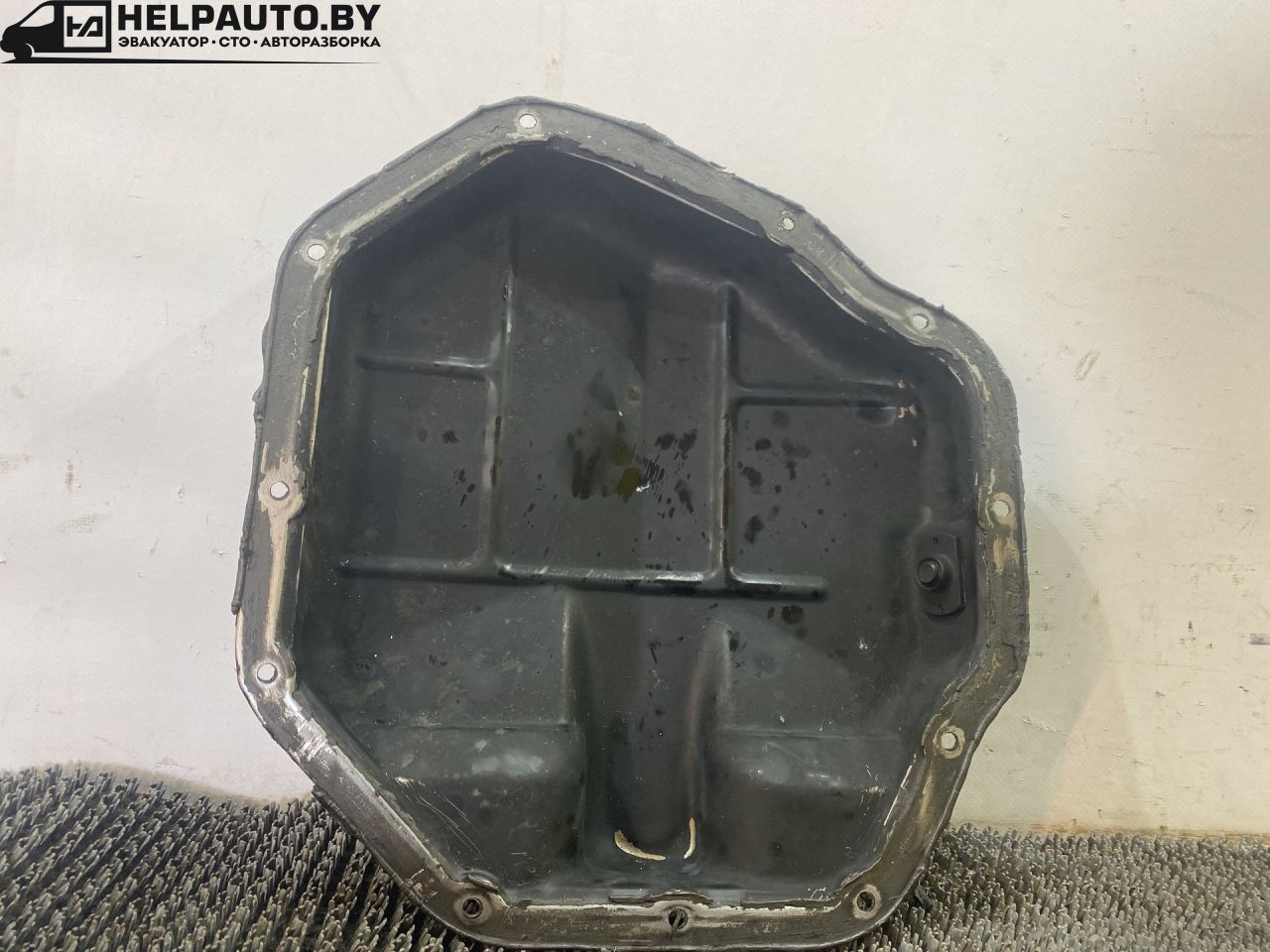 масляный поддон Nissan Qashqai 1 поколение J10 2008, 2.0 л., MR20DE, бензин, АКПП, передний привод - фото №1