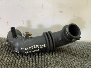 патрубок интеркулера Mazda 626 GF 1997, 2.0 л., дизель, МКПП, седан