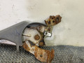 рычаг ручного тормоза (ручника) Toyota Yaris P1 2001, 1.0 л., 1SZ-FE, бензин, МКПП, серебро, хетчбэк 5 дв., передний привод - фото №2