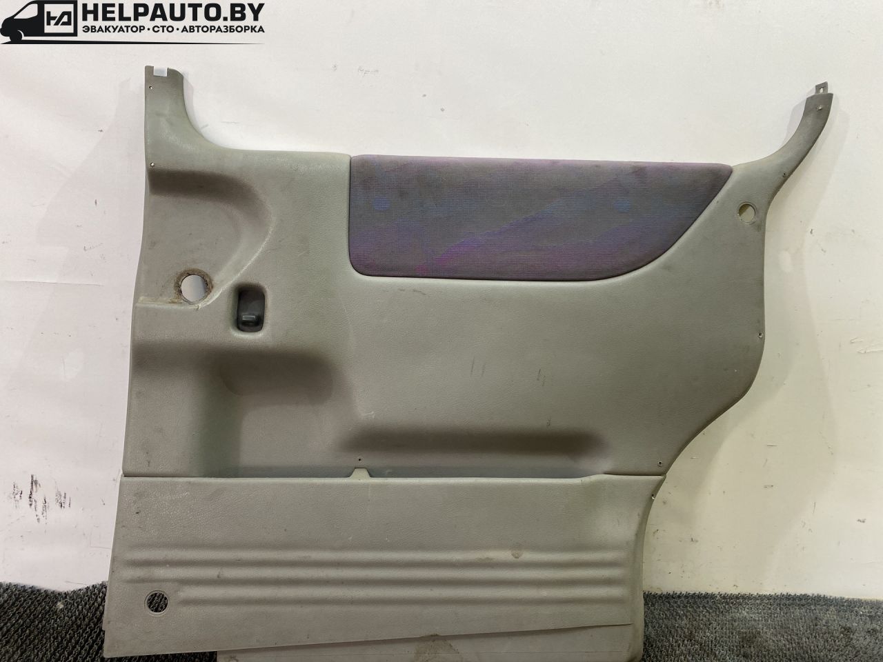 обшивка сдвижной двери Opel Sintra 1 поколение 1999, 2.2 л., X 22 XE, бензин, МКПП, серебристый, минивэн, передний привод - фото №1