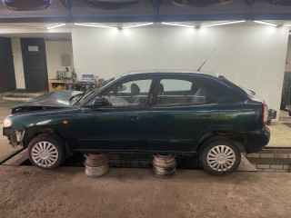 Daewoo Nubira J100