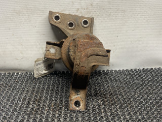 подушка крепления двигателя Toyota Yaris P1 2001, 1.0 л., 1SZ-FE, бензин, МКПП, серебро, хетчбэк 5 дв., передний привод