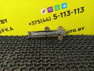 Крепление бампера переднего Audi 80 B3 1988, 1.6 л., дизель, МКПП, седан, передний привод, 8938072532