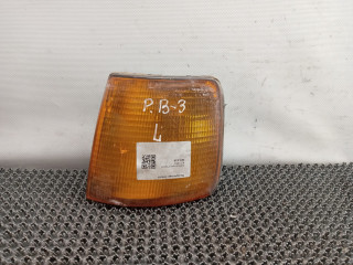 поворотник левый Volkswagen Passat B3 1991