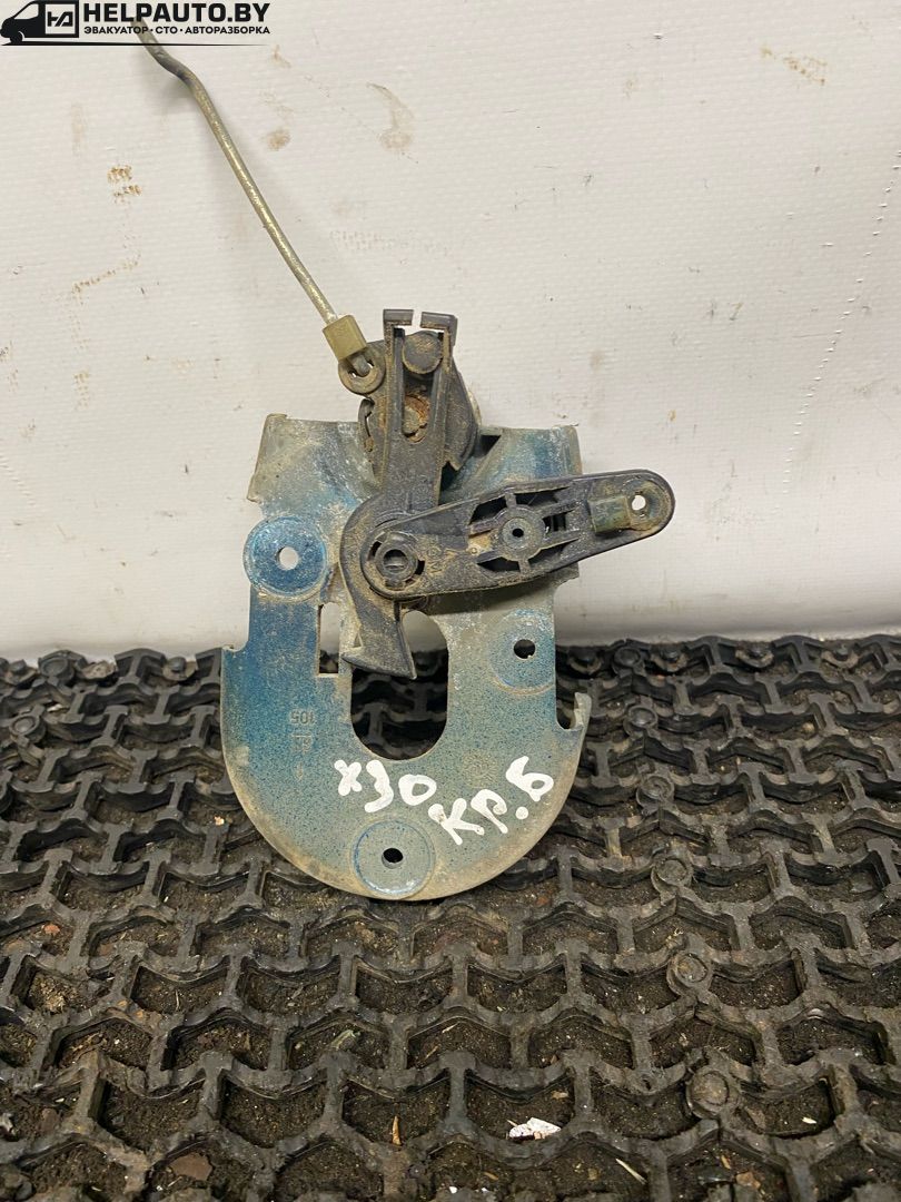 замок багажника Opel Omega B 1999, 3.0 л., бензин, АКПП, чернозеленый, седан, задний привод - фото №1