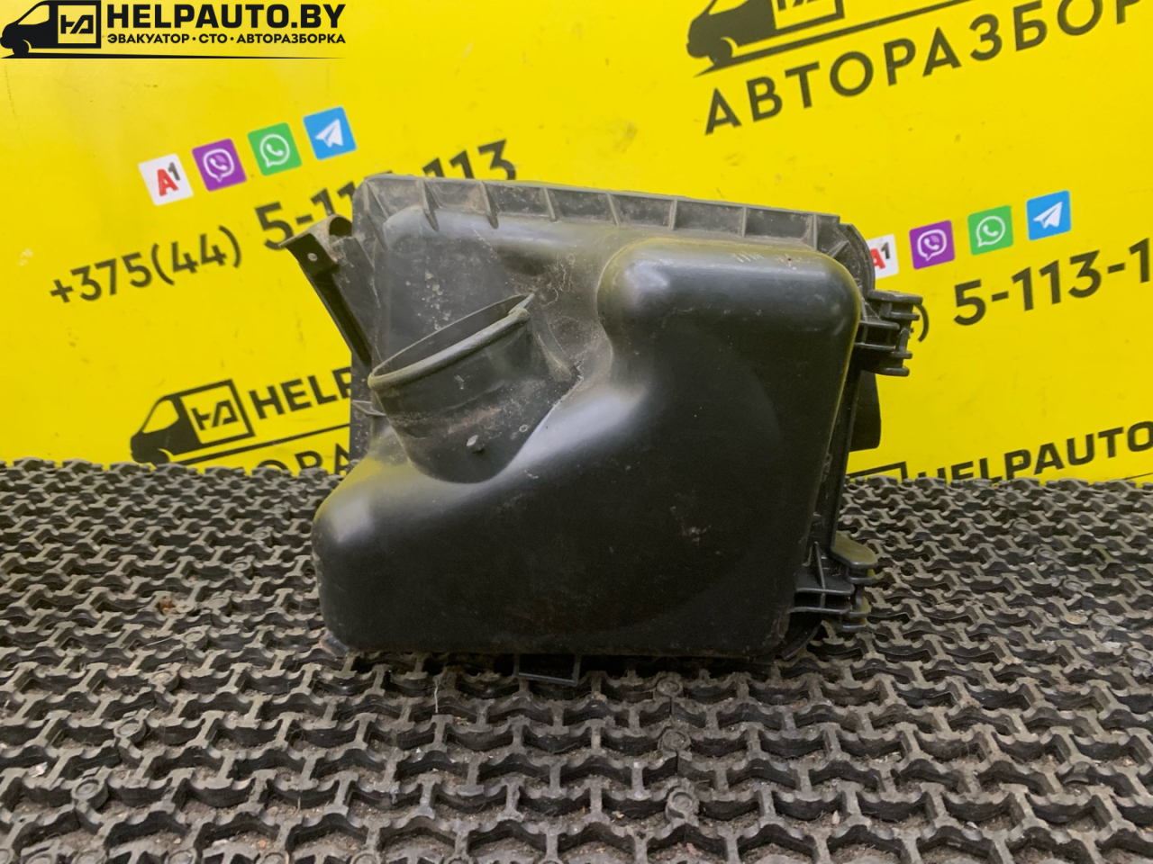 корпус воздушного фильтра Geely MK 1 поколение 2012, 1.5 л., MR479QA, бензин, 5МКПП, черный, седан, передний привод - фото №1