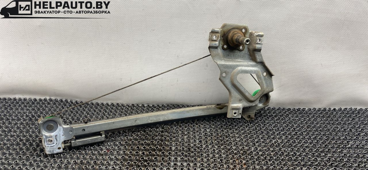 стеклоподъемник задний правый Audi 80 B3 89/B3 1991, 1.8 л., бензин, МКПП, серебристый, седан, передний привод - фото №1