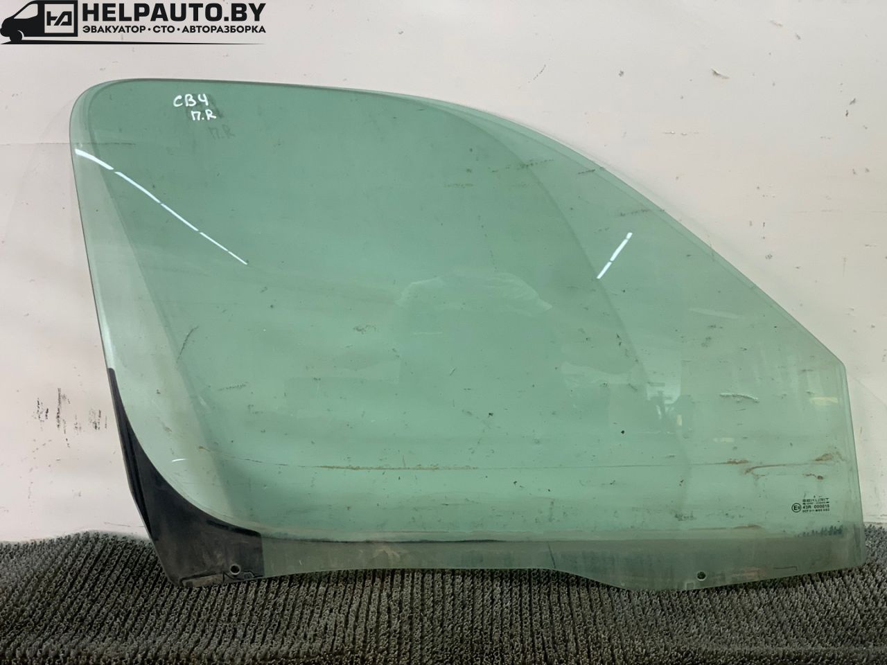 стекло двери передней правой Citroen Berlingo 1 поколение (M49) 1998, 1.9 л., DHX (XUD9TF/BTF), дизель, МКПП, фургон - фото №1