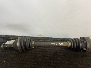 полуось передняя левая (приводной вал, ШРУС) Volkswagen Polo 3 поколение 1999, 1.0 л., ALL, бензин, 5МКПП, зеленый, хетчбэк 3 дв., передний привод