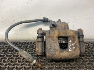 суппорт передний правый Daewoo Nubira J100 1998, 1.6 л., бензин, МКПП, зелёный металлик, хетчбэк 5 дв.