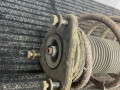 стойка передняя левая Ford Focus 2 поколение 2006, 1.6 л., HWDA, бензин, МКПП, красный, хетчбэк 5 дв., передний привод - фото №2