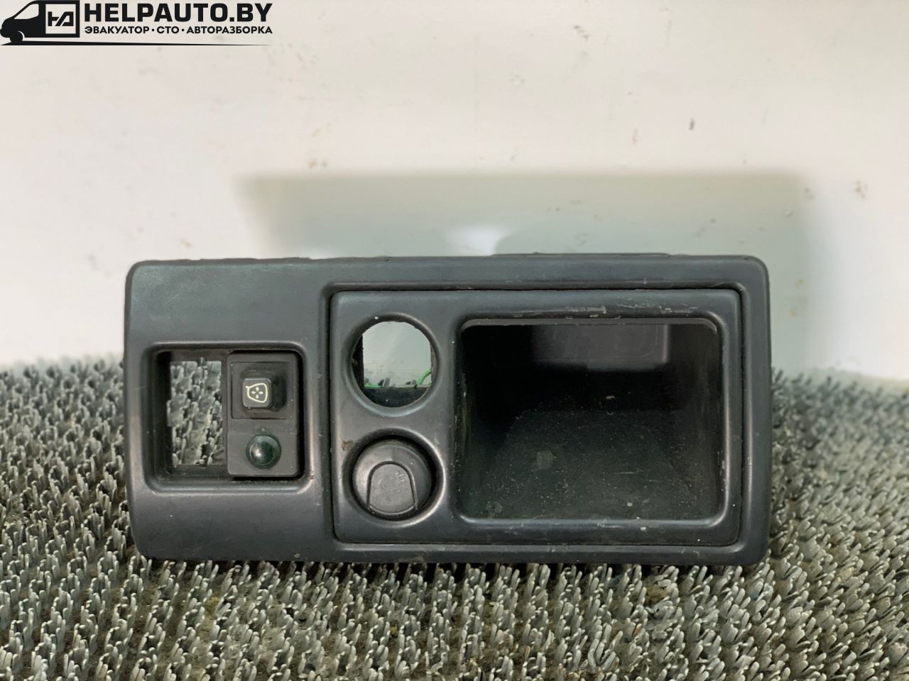 джойстик регулировки зеркал Citroen Berlingo 1 поколение (M49) 1998, 1.9 л., DHX (XUD9TF/BTF), дизель, МКПП, белый, фургон, передний привод - фото №1