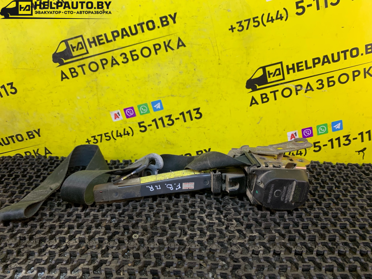ремень безопасности Fiat Bravo 1 поколение 1998, 1.9 л., дизель, МКПП, черный, хетчбэк 3 дв., передний привод - фото №1