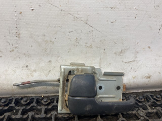 ручка внутренняя задняя левая Mazda 626 GF 1997, 2.0 л., дизель, МКПП, зелёный, седан, передний привод