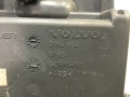 пепельница Volvo S70 1 поколение 2000, 2.5 л., D 5252 T, дизель, МКПП, черный, седан, передний привод - фото №5