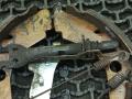 механизм развода задних тормозных колодок Peugeot 406 1 поколение 1997, 1.9 л., дизель, МКПП, серебро, седан, передний привод - фото №5