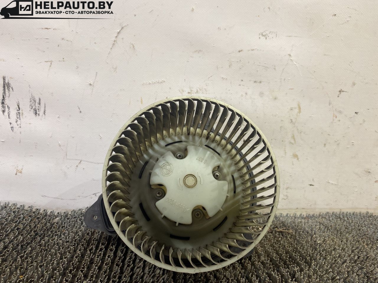 моторчик печки Lancia Lybra 1 поколение 839 2000, 1.8 л., i, 839 A9.000, бензин, МКПП, синий, универсал, передний привод - фото №1