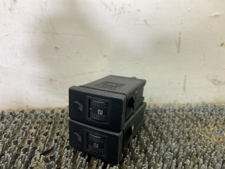 кнопка обогрева сидений Audi A4 B5 1999, 1.8 л., бензин, АКПП, черный, универсал, передний привод