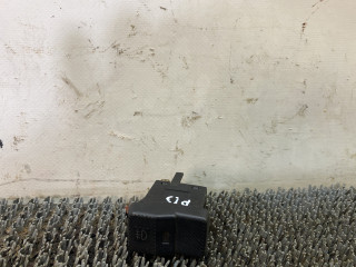 кнопка противотуманных фар Volkswagen Polo 2 поколение 1990, 1.3 л., бензин, МКПП, синий, хетчбэк 3 дв., передний привод