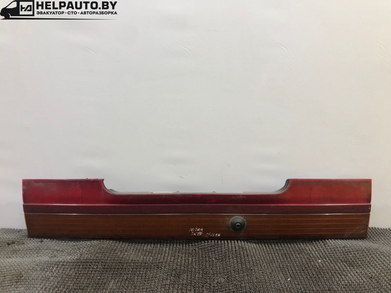 бленда Mitsubishi Space Wagon 2 поколение (Typ N30/N40) 1994, 2.0 л., 4D68 T, дизель, МКПП, серый, минивэн - фото №1