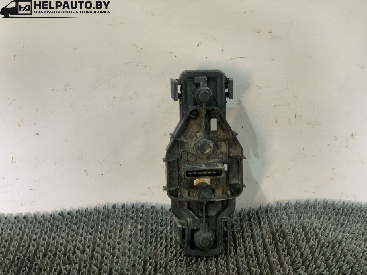 панель заднего правого фонаря Citroen Berlingo 1 поколение (M49) 1998, 1.9 л., DHX (XUD9TF/BTF), дизель, МКПП, белый, фургон, передний привод - фото №1