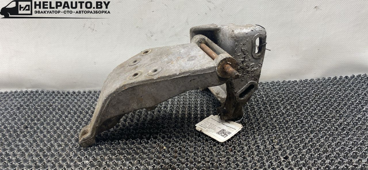 кронштейн гидроусилителя Audi 80 8C/B4 1994, 2.0 л., бензин, МКПП, зеленый, седан, передний привод - фото №1