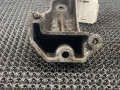 кронштейн двигателя Audi 80 B3 1988, 1.6 л., дизель, МКПП, седан, передний привод, 321199308 - фото №3