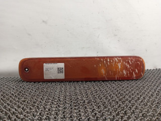 поворотник правый Mazda 323F BA 1996, 1.8 л., i, бензин, МКПП, хетчбэк 5 дв., передний привод