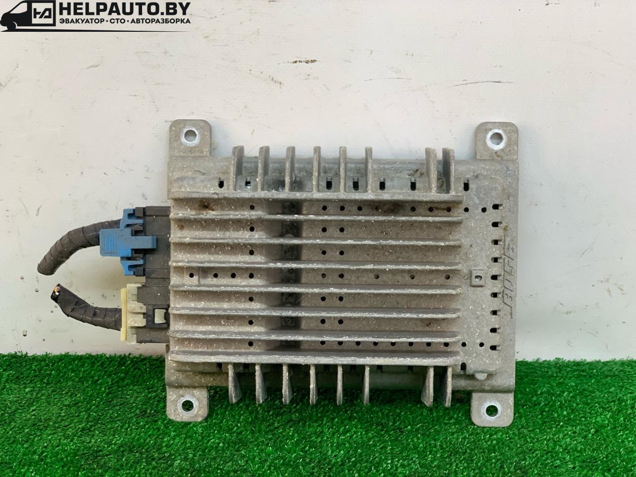 усилитель музыкальный Nissan Murano Z50 2005, 3.5 л., бензин, АКПП, черный, внедорожник 5 дв., полный привод - фото №1