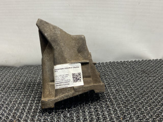 кронштейн КПП Audi 100 4A/C4 1992, 2.3 л., i, бензин, МКПП, седан, передний привод, NF, AXG22024