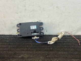 моторчик заслонки печки Mazda 626 3 поколение GD (1987 - 1992), 2.0 л., бензин, МКПП, желтый, седан, передний привод