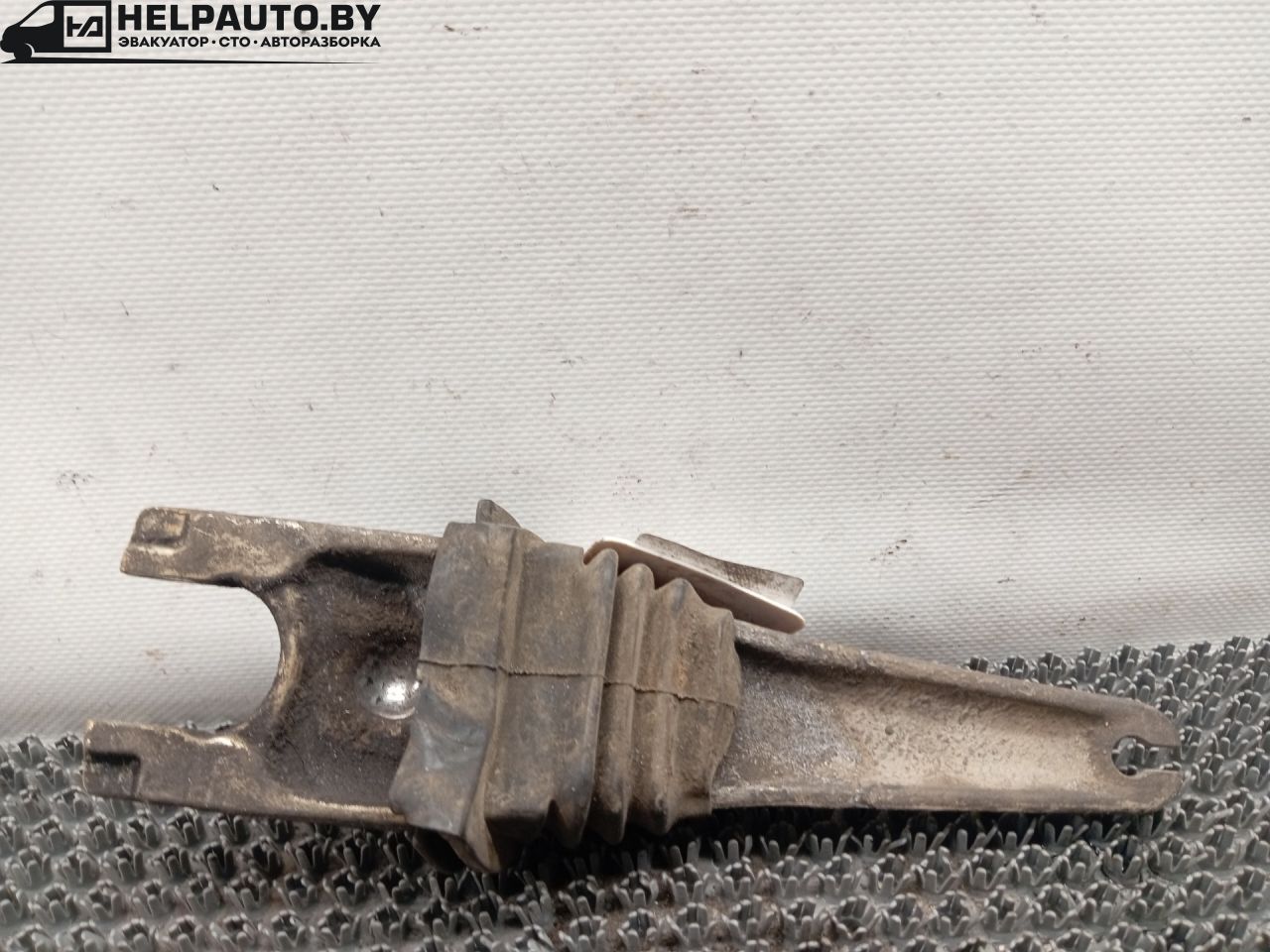 вилка переключения передач Renault Scenic 1 поколение 1997, 1.6 л., K7M 702, бензин, МКПП, синий, минивэн, передний привод - фото №1
