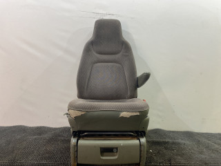 сиденье переднее Plymouth Voyager 3 поколение 1998, 2.4 л., бензин, АКПП, зелёный, минивэн, передний привод