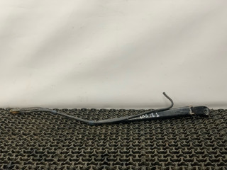 щеткодержатель (поводок стеклоочистителя, дворник) Iran Khodro Samand 1 поколение 2009, 1.8 л., бензин, МКПП, черный, седан, передний привод