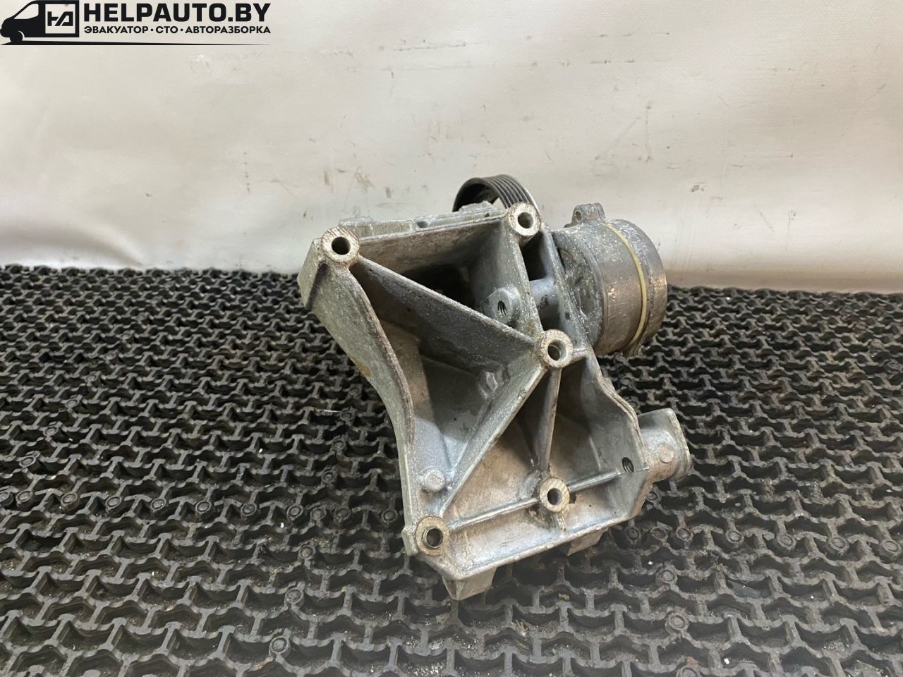 насос гидроусилителя руля Fiat Scudo 1 поколение (1996 - 2007), 2.0 л., дизель, МКПП, белый, минивэн, передний привод, 9643834880 - фото №1