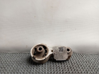 подушка крепления КПП Mazda 6 GG 2003, 1.8 л., L8-DE, бензин, АКПП, черный, хетчбэк 5 дв.