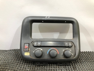 блок управления печки / климат-контроля Dodge Caravan 3 поколение RG 1999, 2.4 л., EDZ, бензин, АКПП, темно зеленый, передний привод