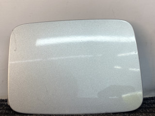 лючок топливного бака Kia Sorento 1 поколение 2004, 2.5 л., CRDi, D4CB, дизель, АКПП, серебристый, внедорожник 5 дв., полный подключаемый привод
