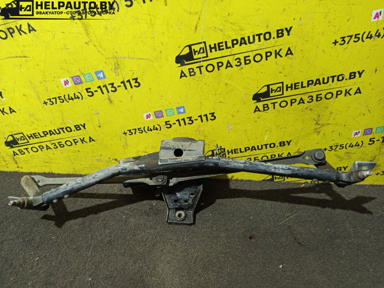 механизм стеклоочистителя (трапеция дворников) Audi 80 B3 1988, 1.6 л., дизель, МКПП, седан, передний привод - фото №1