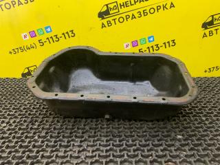 масляный поддон Volkswagen Passat B3 1988, 1.8 л., бензин, МКПП, белый, седан, передний привод